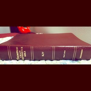 Thomas Chain Reference Bible